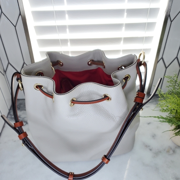 SALE!! Dooney & Bourke - Picture 5 of 16